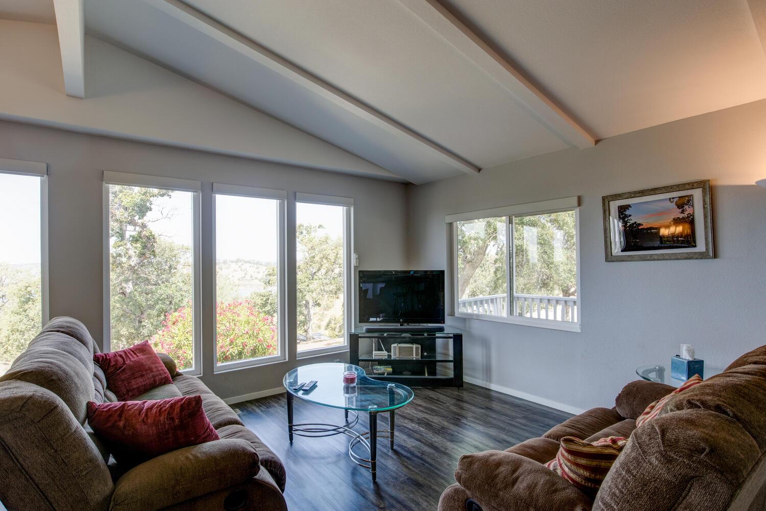 Detail Gallery Image 8 of 50 For 13520 Hoyito Cir, La Grange,  CA 95329 - 2 Beds | 2 Baths