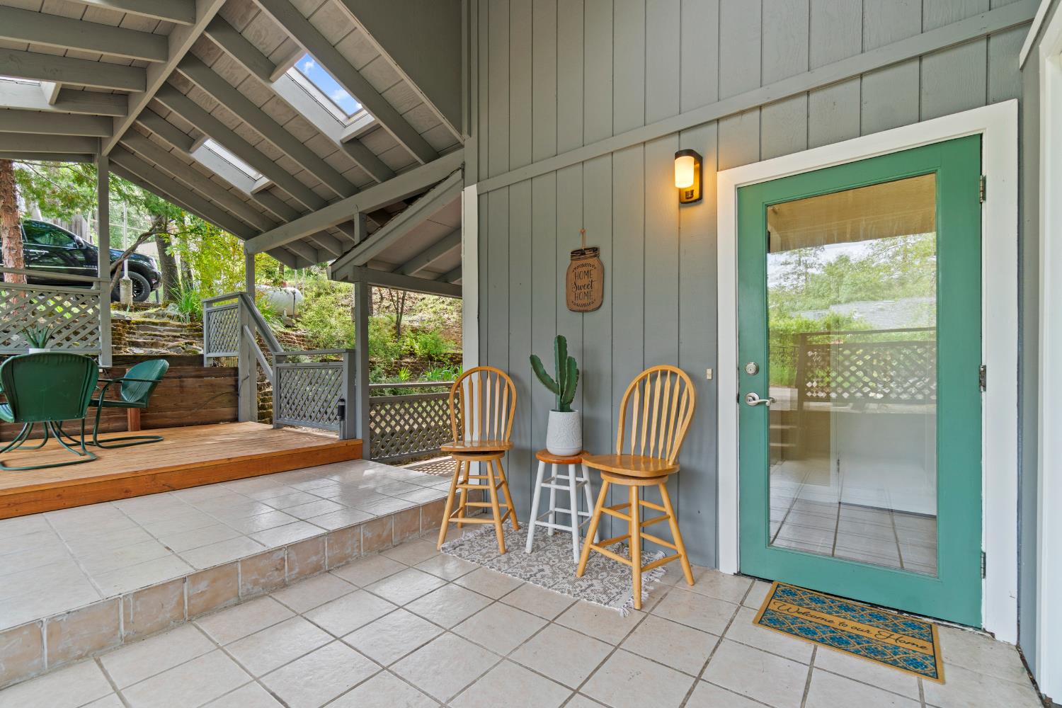 Detail Gallery Image 2 of 41 For 3233 Oriole Way, Placerville,  CA 95667 - 3 Beds | 2 Baths