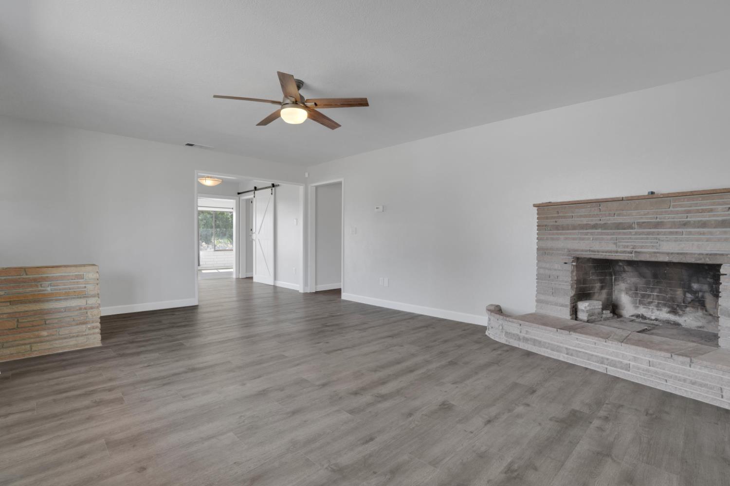 Detail Gallery Image 5 of 42 For 1412 E Glenwood Ave, Turlock,  CA 95380 - 2 Beds | 1/1 Baths