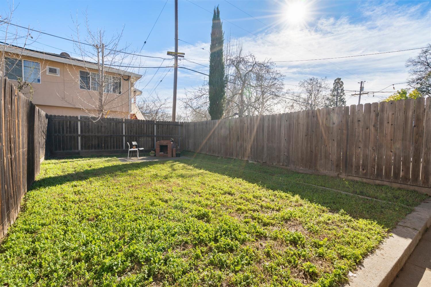Virginia Avenue, West Sacramento, California image 15