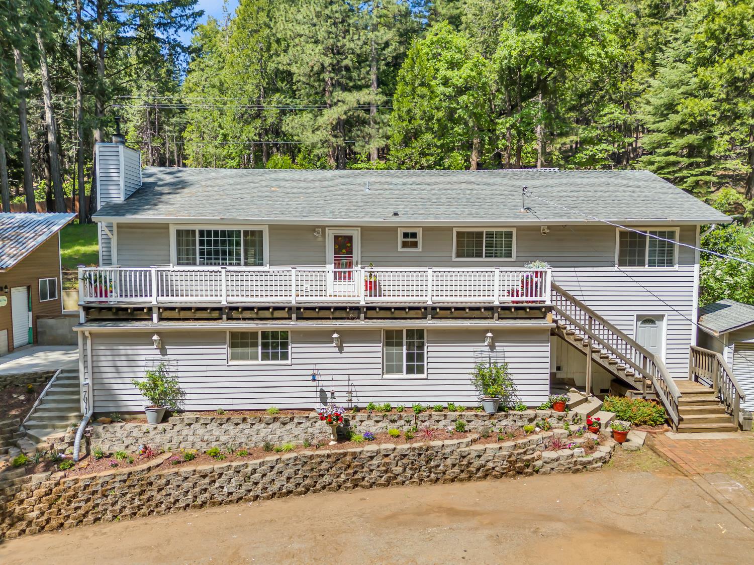 Lakewood Drive, Pollock Pines, California image 1