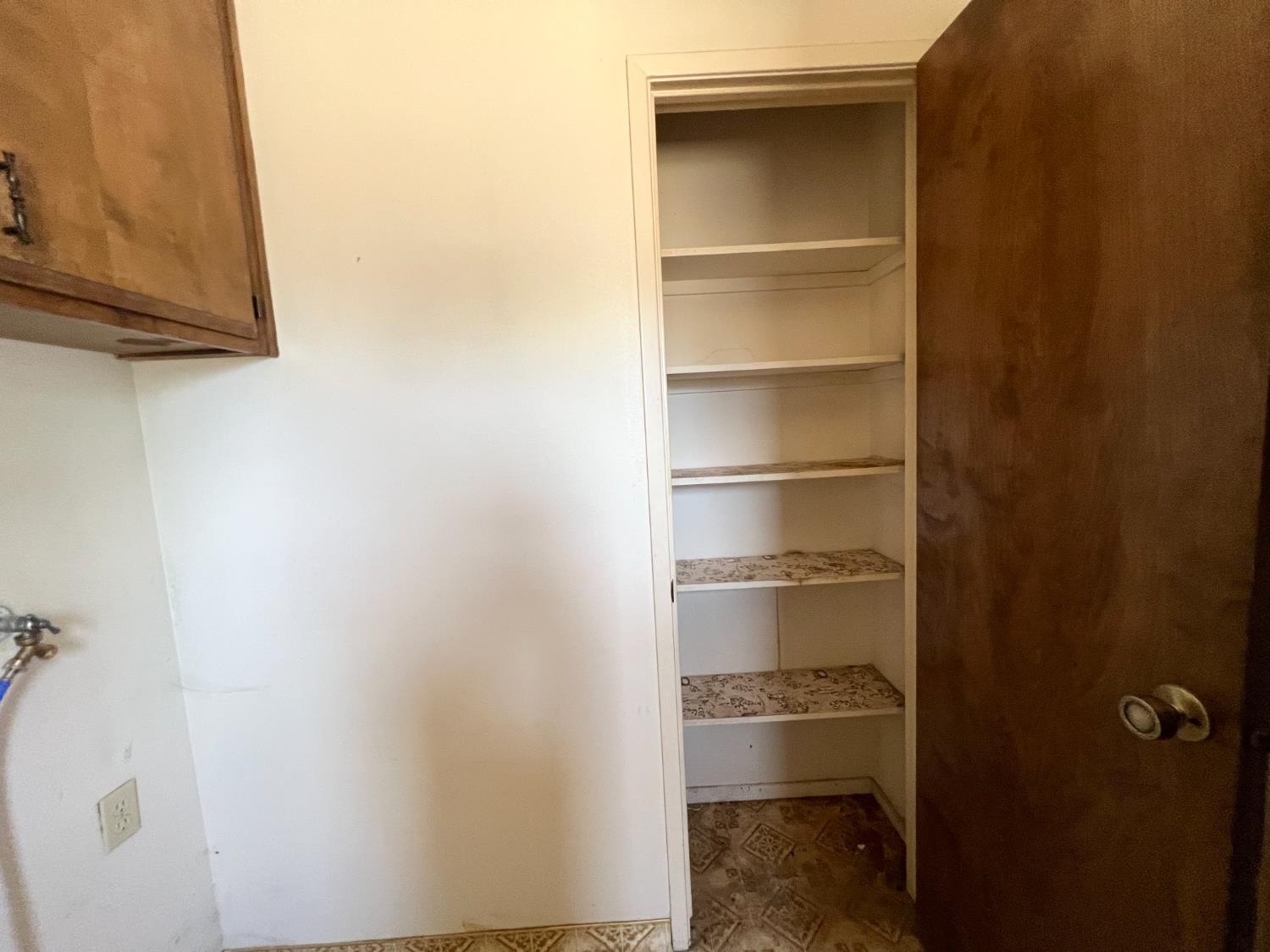 Detail Gallery Image 11 of 44 For 25553 El Vado Dr, Madera,  CA 93638 - 3 Beds | 1/1 Baths