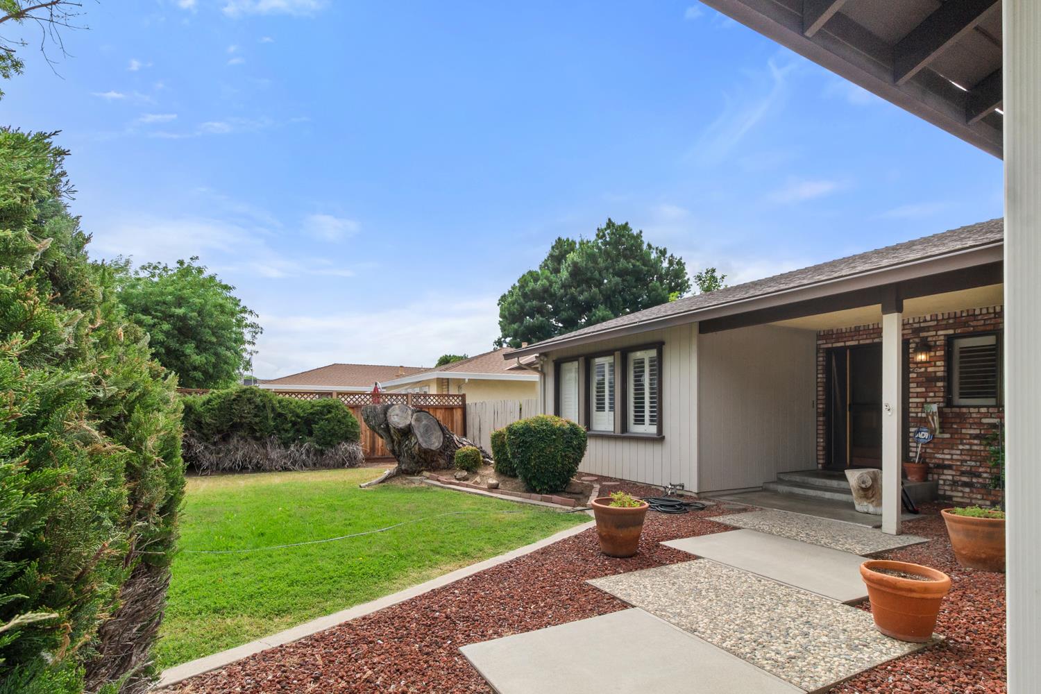 Detail Gallery Image 10 of 55 For 2624 E Orangeburg, Modesto,  CA 95355 - 3 Beds | 2 Baths