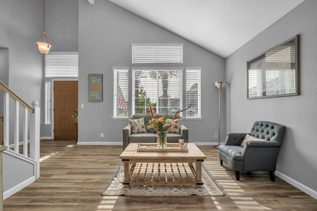 Detail Gallery Image 10 of 72 For 2709 Peridot Dr, Rescue,  CA 95672 - 4 Beds | 3 Baths