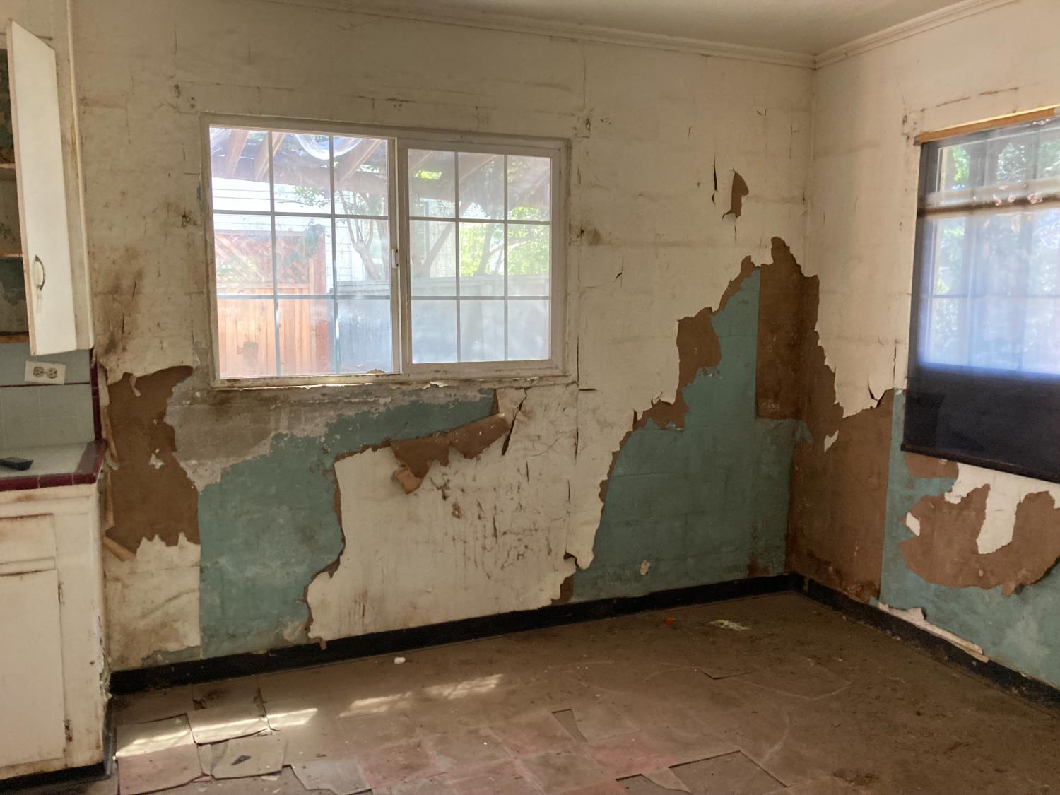 Detail Gallery Image 12 of 26 For 212 High St, Modesto,  CA 95354 - 3 Beds | 1 Baths