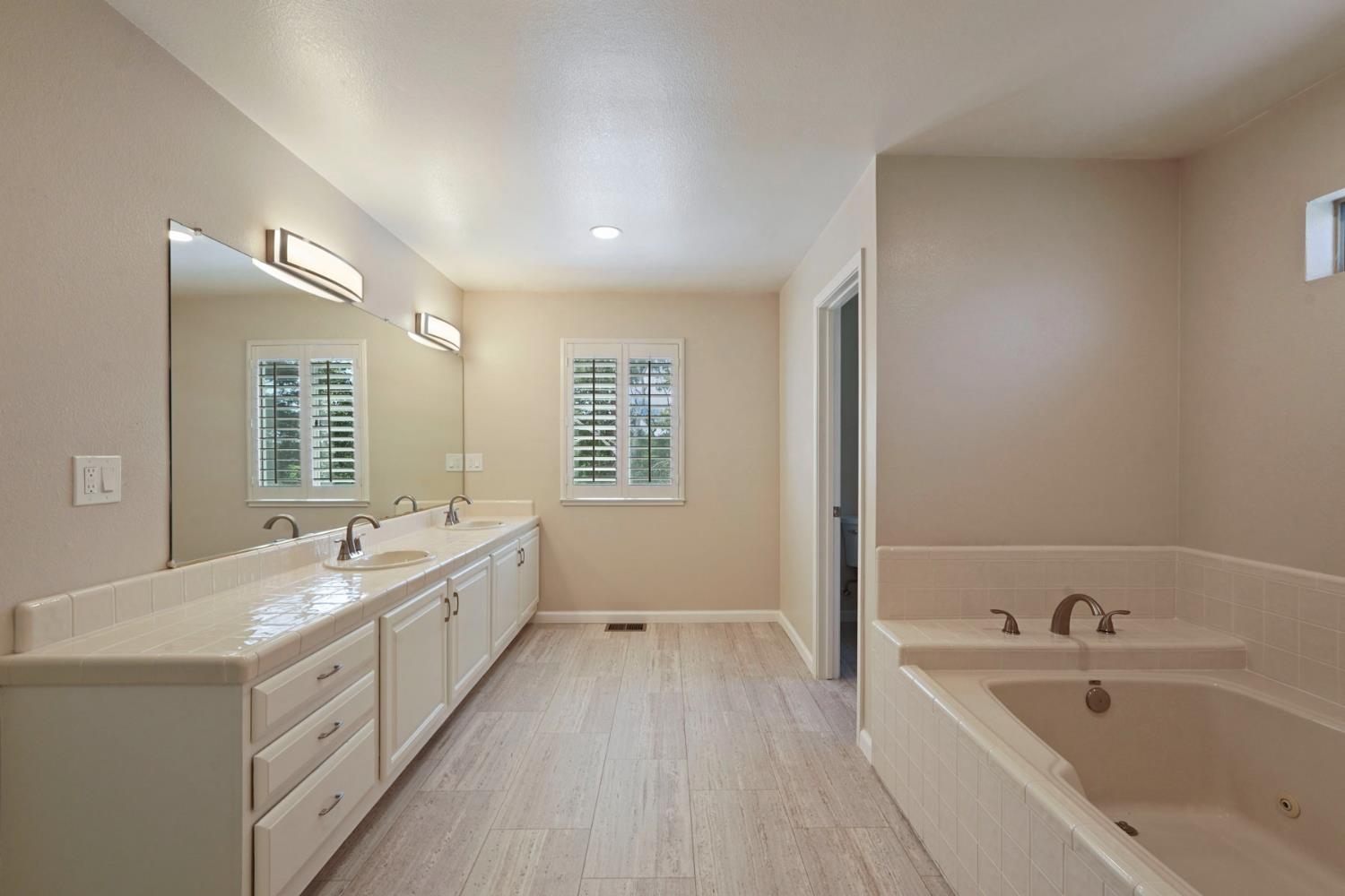 Detail Gallery Image 36 of 95 For 7149 E Eight Mile Rd, Stockton,  CA 95212 - 5 Beds | 5/1 Baths