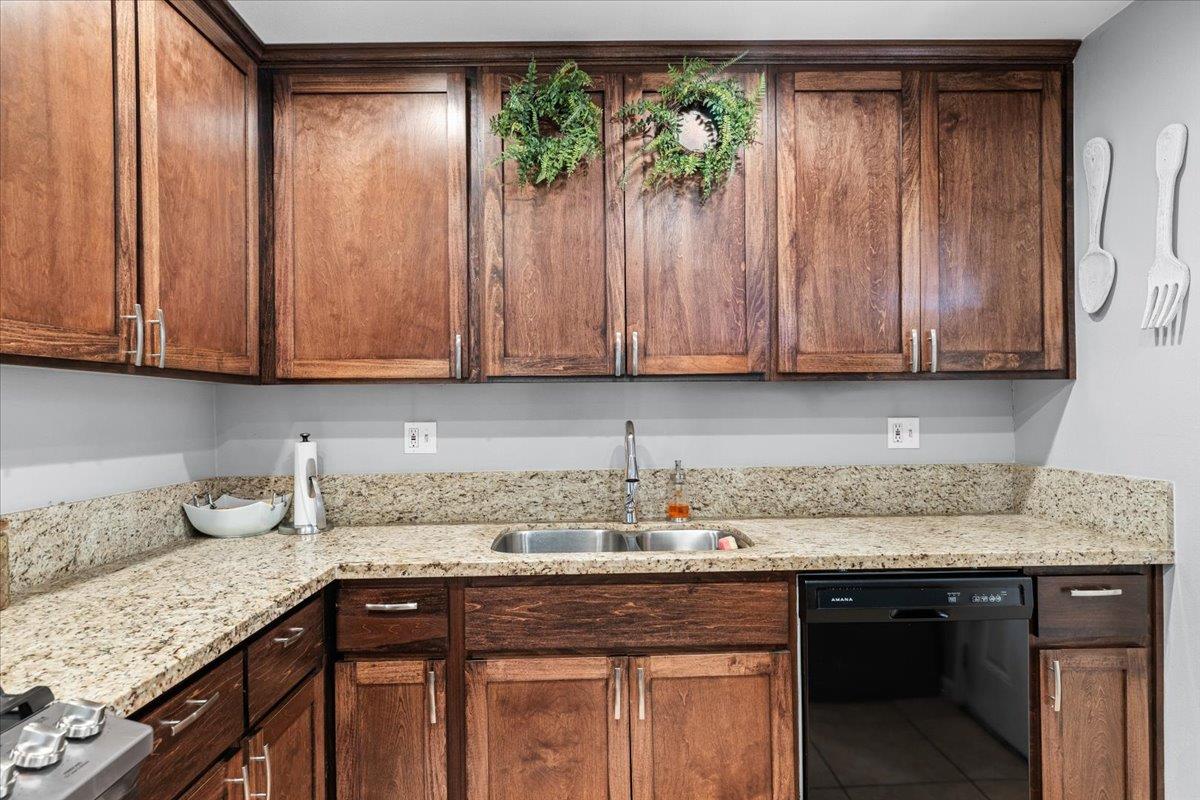Detail Gallery Image 17 of 48 For 3824 Sierra St, Riverbank,  CA 95367 - 4 Beds | 2 Baths