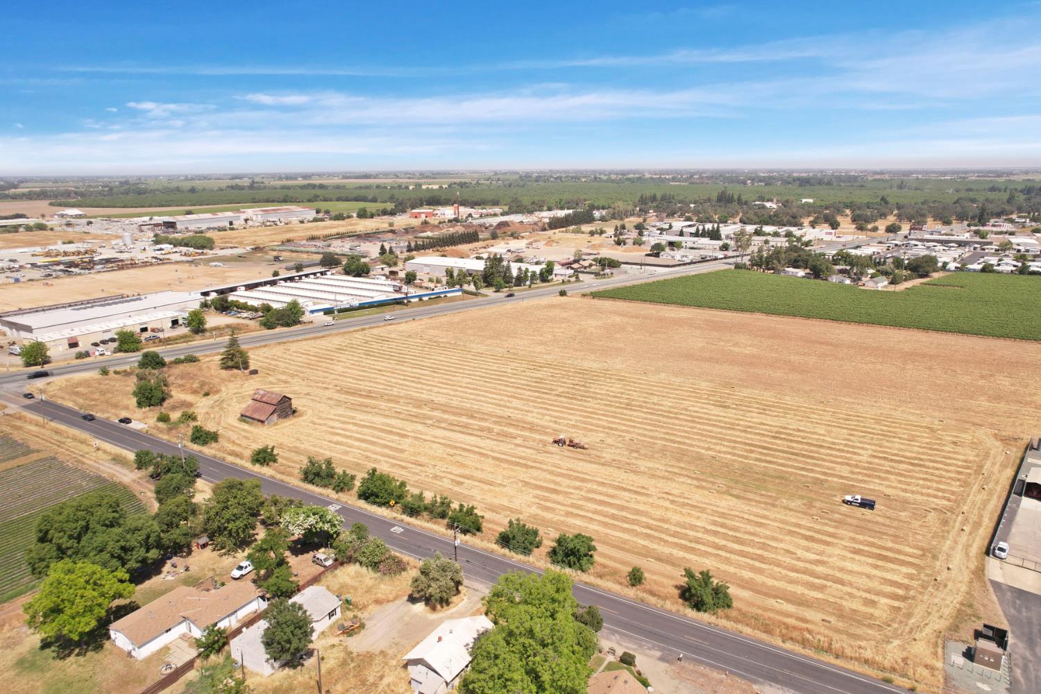Detail Gallery Image 13 of 26 For 18020 N Highway 88, Lockeford,  CA 95237 - – Beds | – Baths