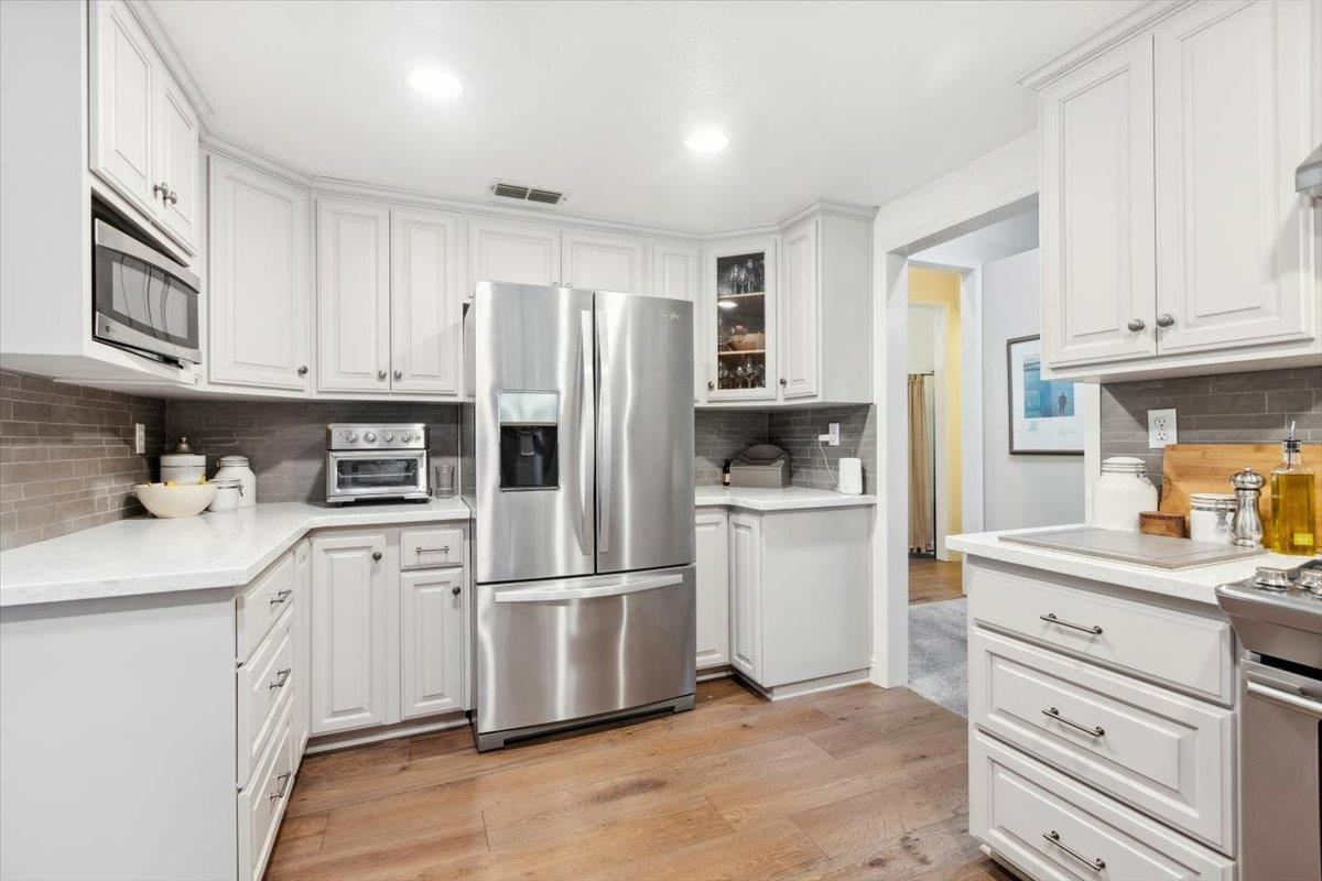 Detail Gallery Image 5 of 24 For 1140 Oak Tree Cir, El Dorado Hills,  CA 95762 - 3 Beds | 2 Baths