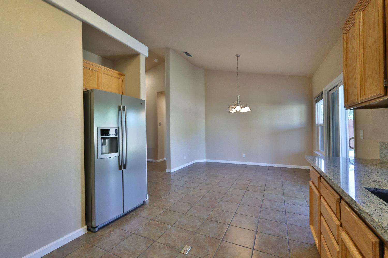 Detail Gallery Image 44 of 48 For 1575 Larkflower Way, Lincoln,  CA 95648 - 3 Beds | 2 Baths
