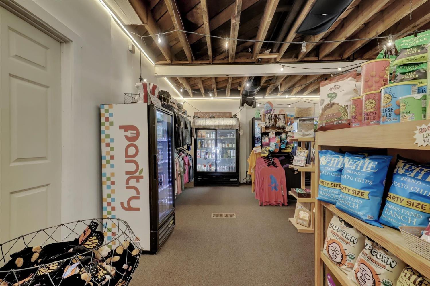 Detail Gallery Image 64 of 93 For 200 Main St, Downieville,  CA 95936 - 3 Beds | 4 Baths