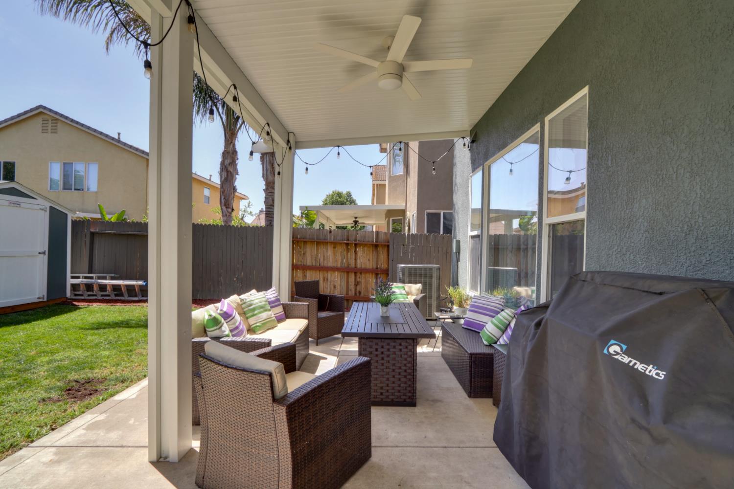 Detail Gallery Image 45 of 47 For 2207 Catherwood Way, Sacramento,  CA 95835 - 4 Beds | 3 Baths
