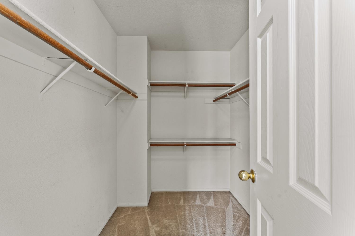 Detail Gallery Image 21 of 26 For 6009 Villa Rosa Way, Elk Grove,  CA 95758 - 4 Beds | 3 Baths