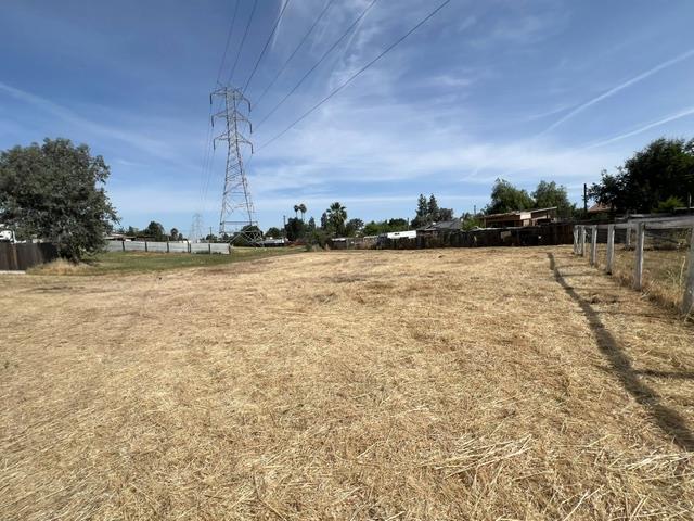 Detail Gallery Image 39 of 44 For 25553 El Vado Dr, Madera,  CA 93638 - 3 Beds | 1/1 Baths