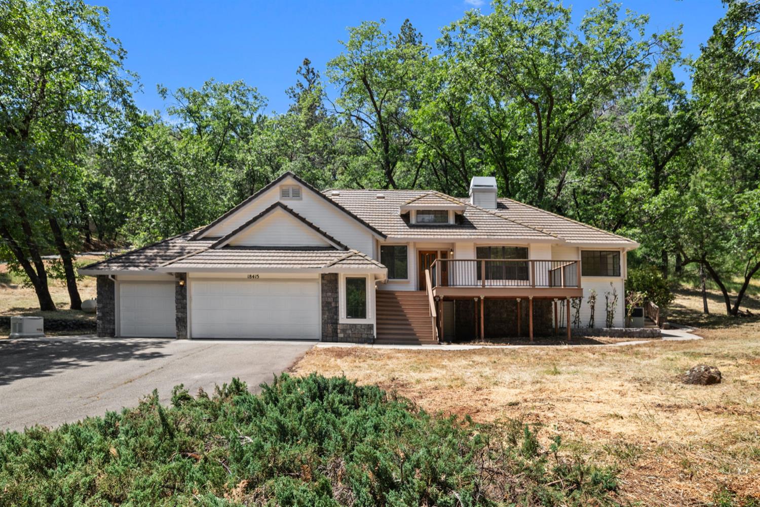 Blackberry Lane, Meadow Vista, California image 2