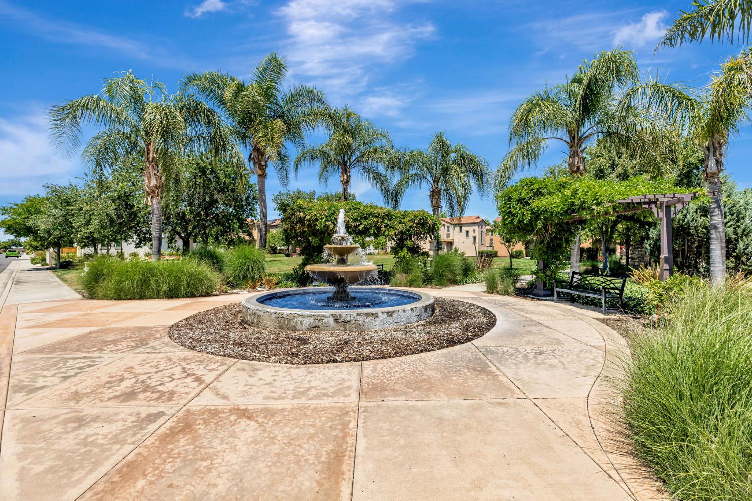 Detail Gallery Image 43 of 48 For 4630 Ocean Ln, Elk Grove,  CA 95757 - 2 Beds | 2 Baths