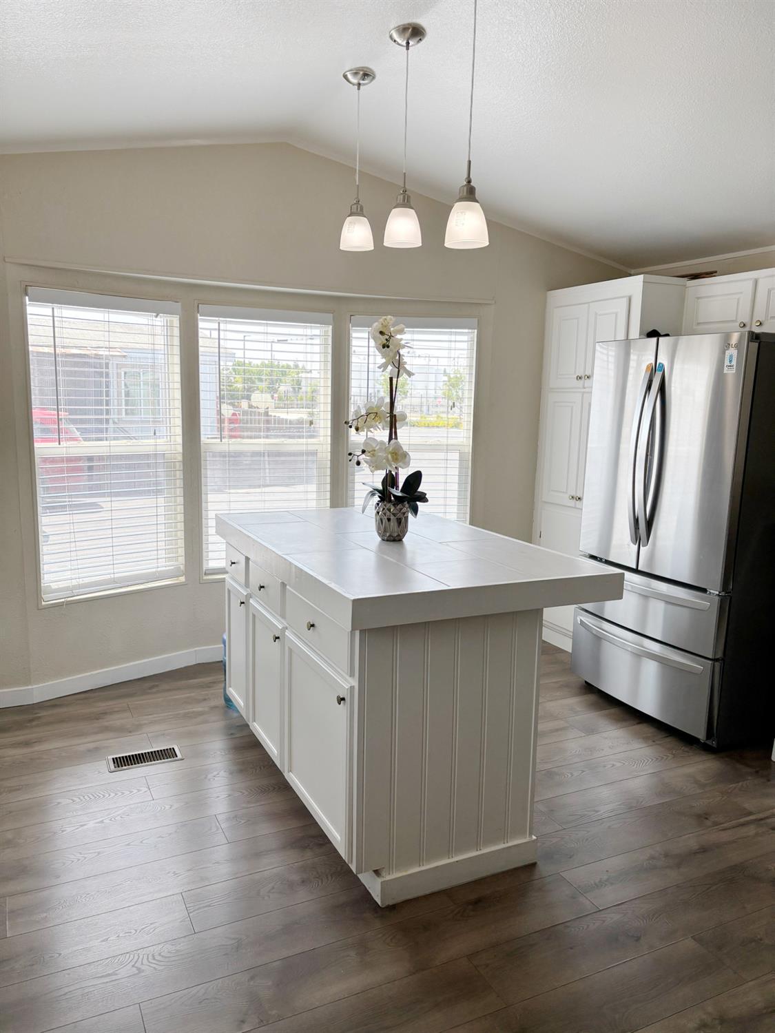 Detail Gallery Image 11 of 27 For 555 Moffat Blvd 49, Manteca,  CA 95336 - 3 Beds | 1 Baths