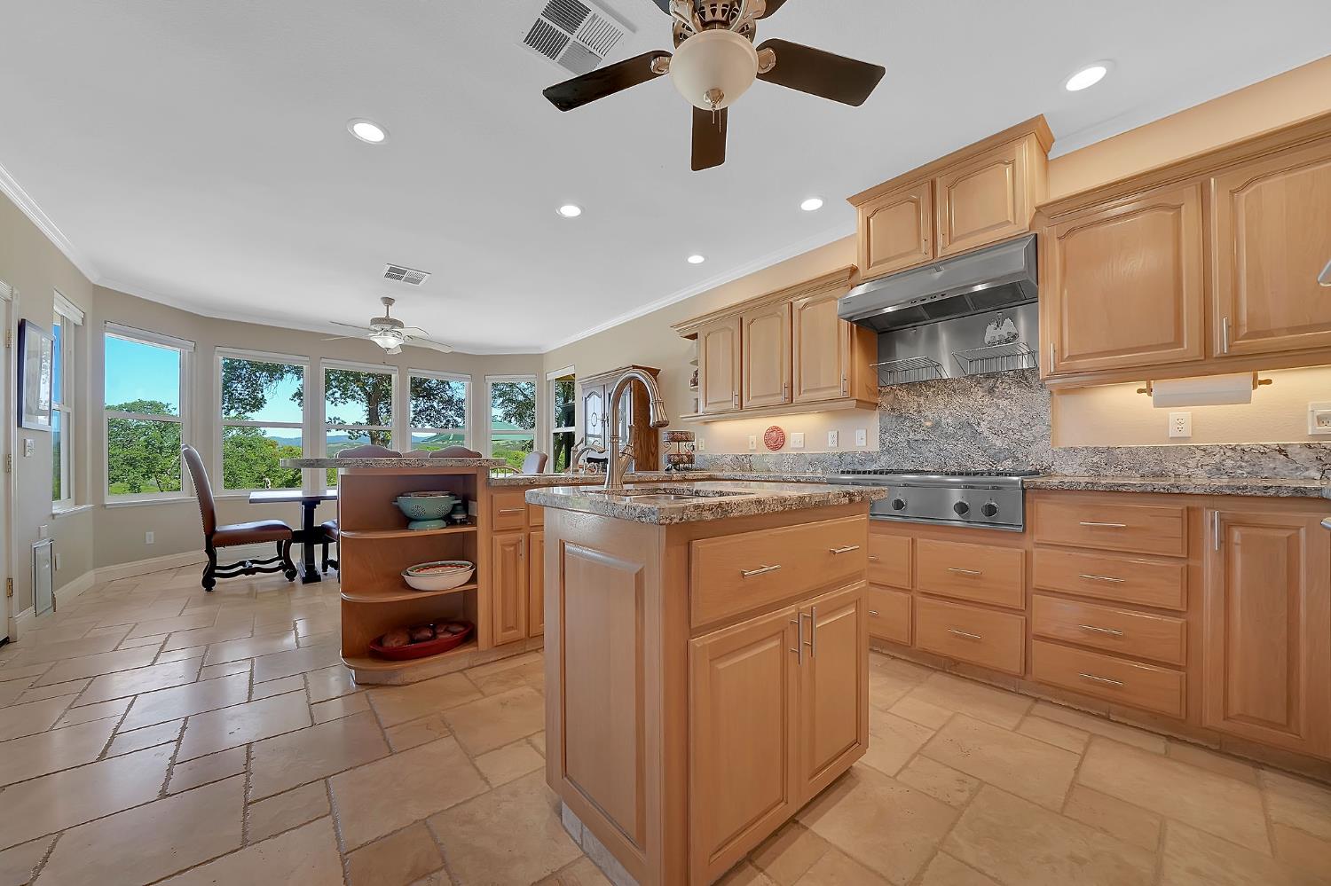 Detail Gallery Image 21 of 83 For 5753 Treosti Pl, Valley Springs,  CA 95252 - 5 Beds | 3/1 Baths