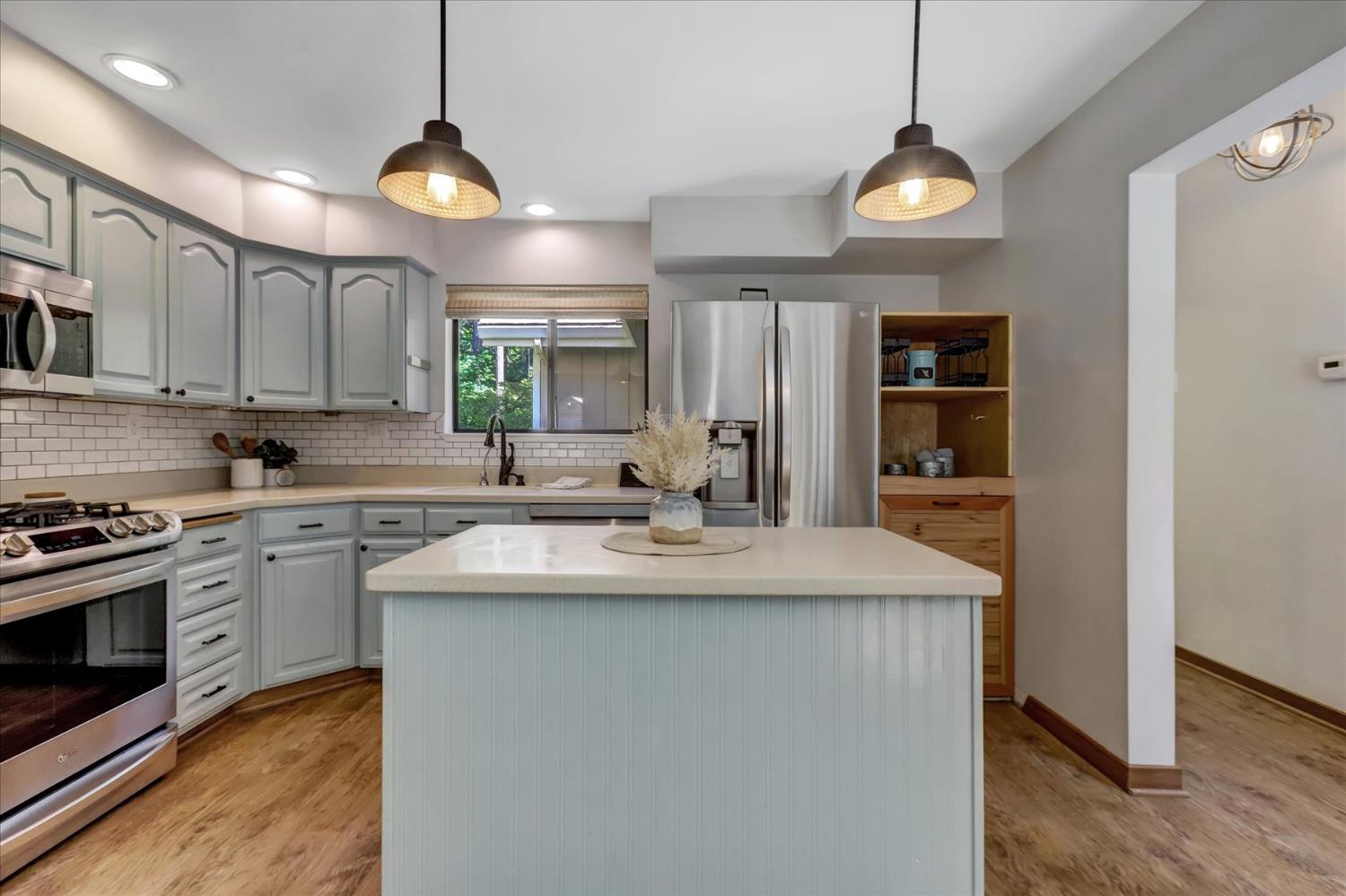 Detail Gallery Image 12 of 90 For 12569 Pasquale Rd, Nevada City,  CA 95959 - 2 Beds | 2 Baths