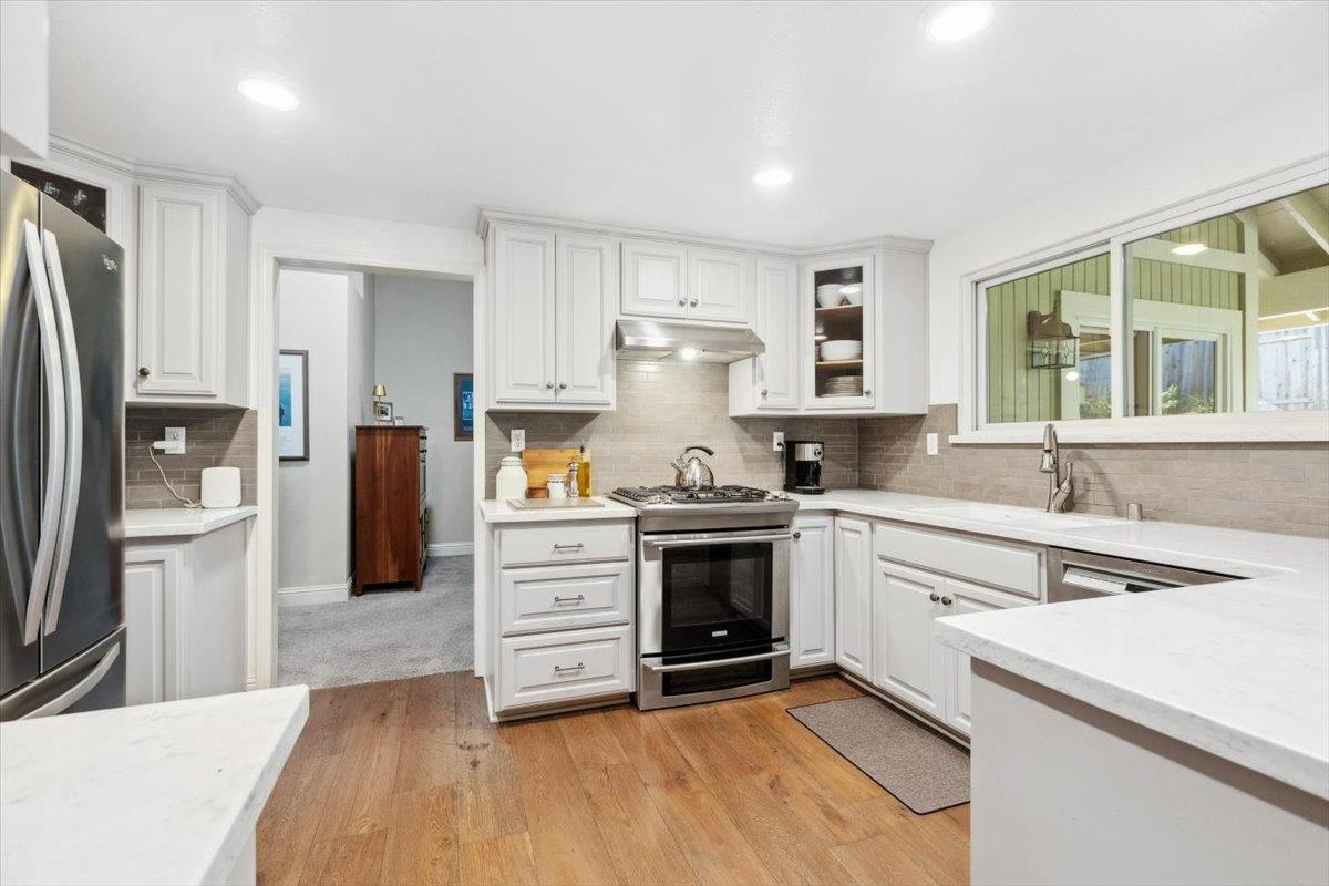 Detail Gallery Image 4 of 24 For 1140 Oak Tree Cir, El Dorado Hills,  CA 95762 - 3 Beds | 2 Baths