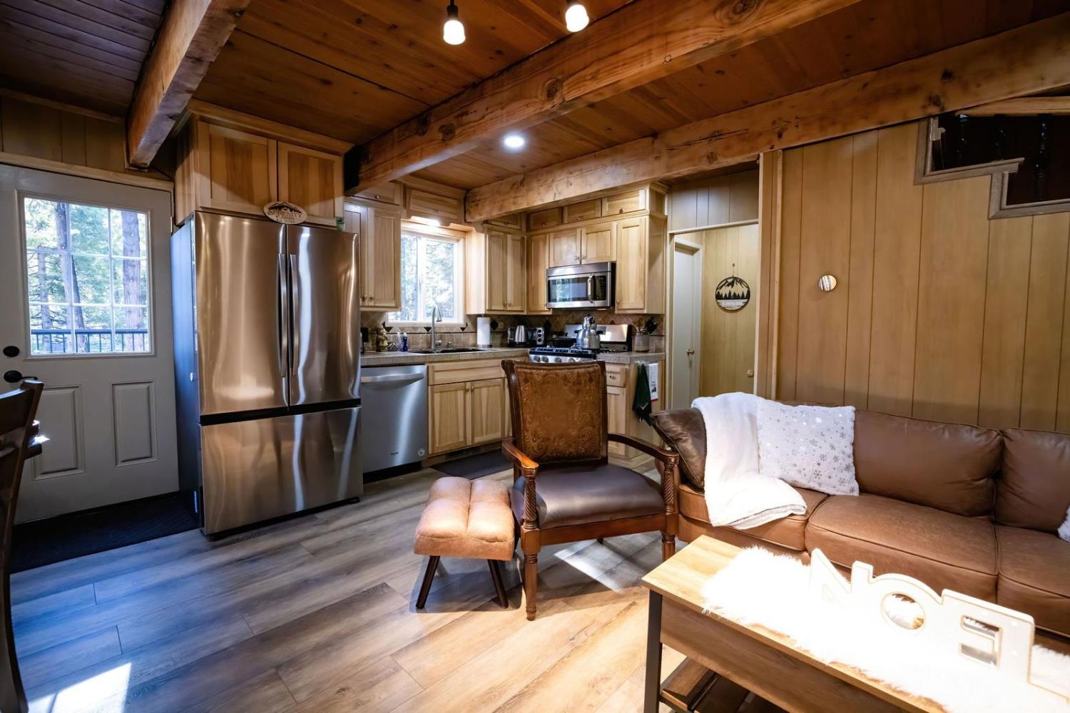 Detail Gallery Image 7 of 29 For 29480 Alpine, Cold Springs,  CA 95335 - 4 Beds | 3 Baths