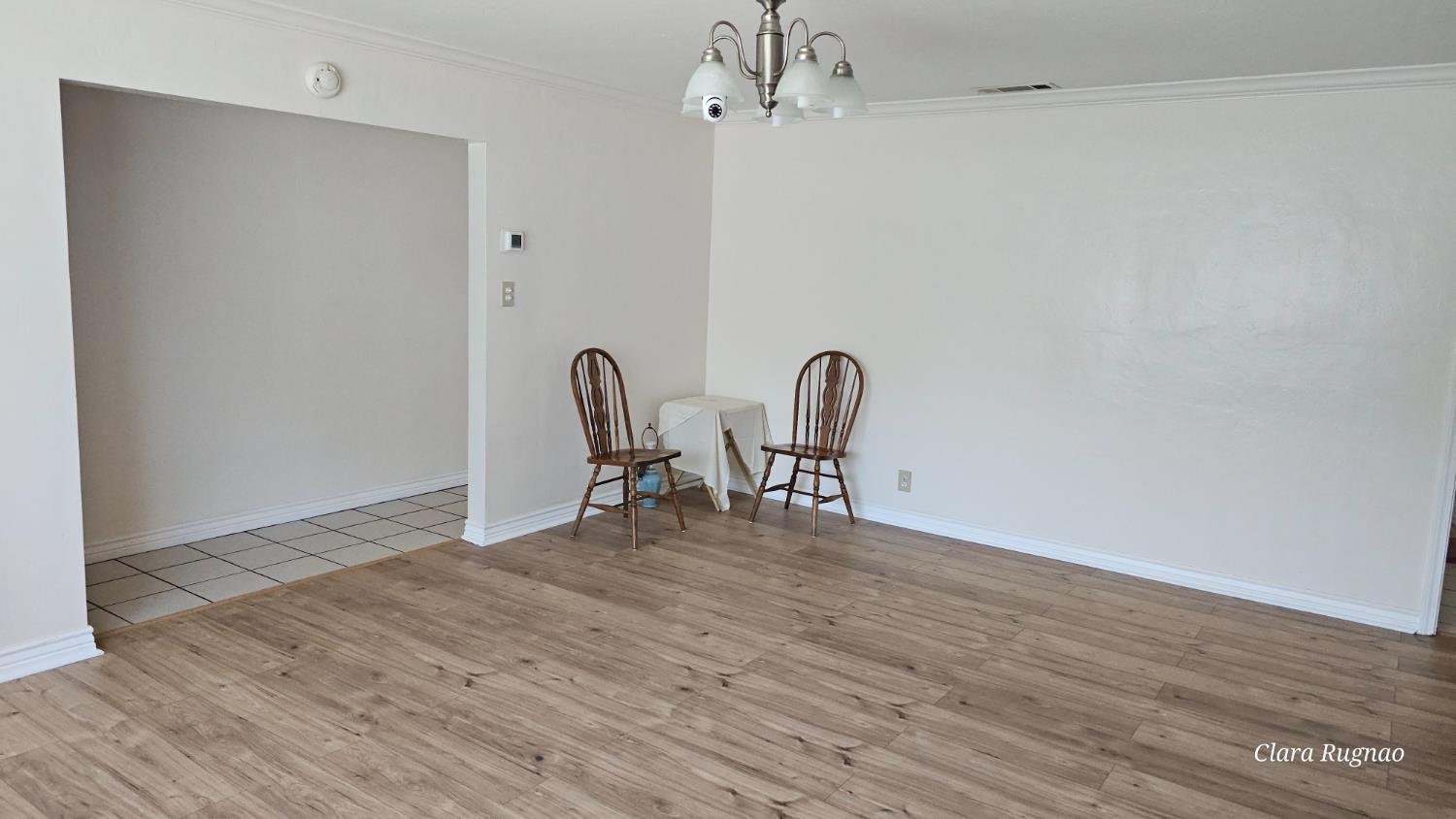 Detail Gallery Image 7 of 19 For 613 W Kettleman Ln, Lodi,  CA 95240 - 2 Beds | 1 Baths