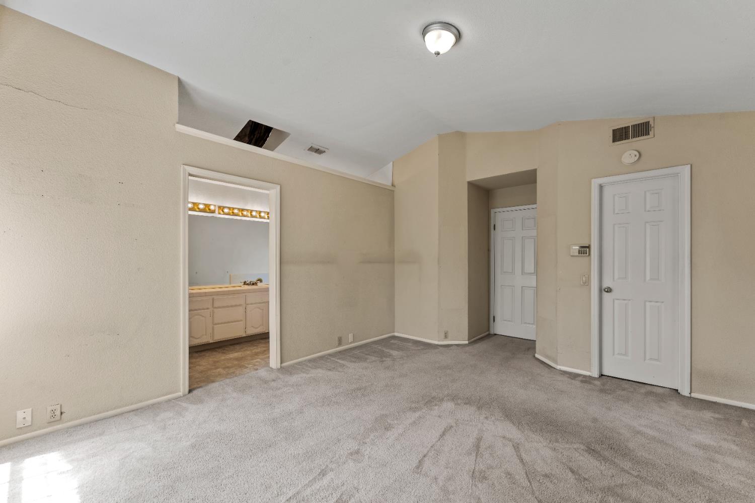 Detail Gallery Image 20 of 26 For 6009 Villa Rosa Way, Elk Grove,  CA 95758 - 4 Beds | 3 Baths
