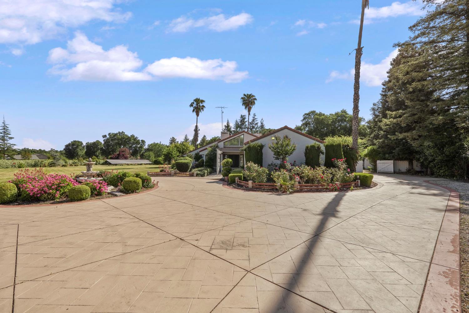 Detail Gallery Image 13 of 84 For 10356 Capewood Ln, Stockton,  CA 95212 - 4 Beds | 4 Baths