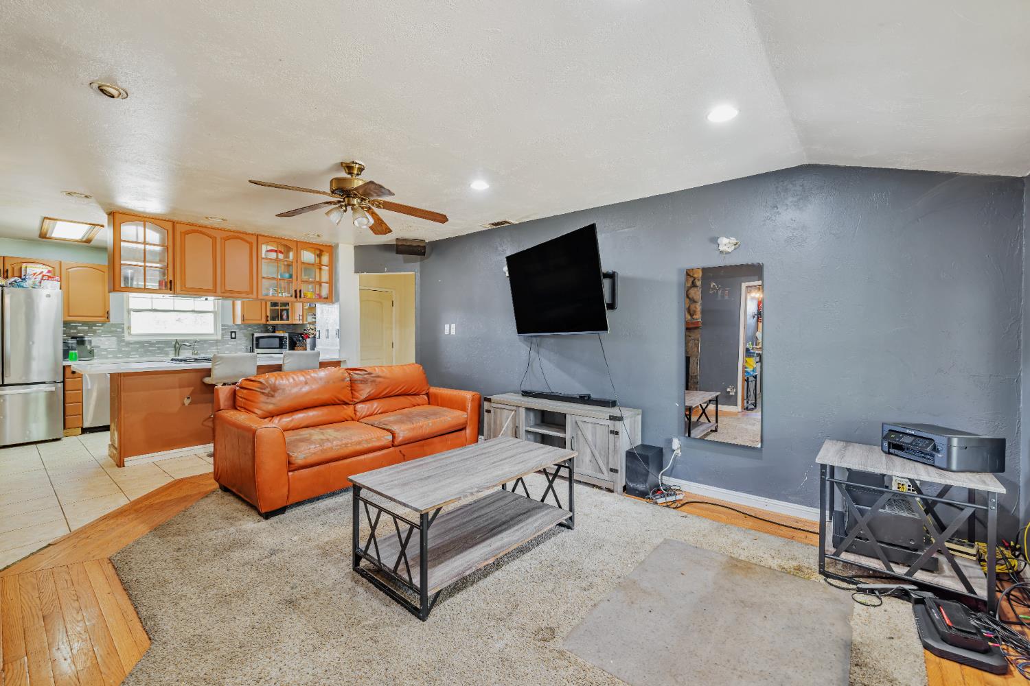 Detail Gallery Image 11 of 42 For 3212 Hurley Way, Sacramento,  CA 95864 - 3 Beds | 1 Baths