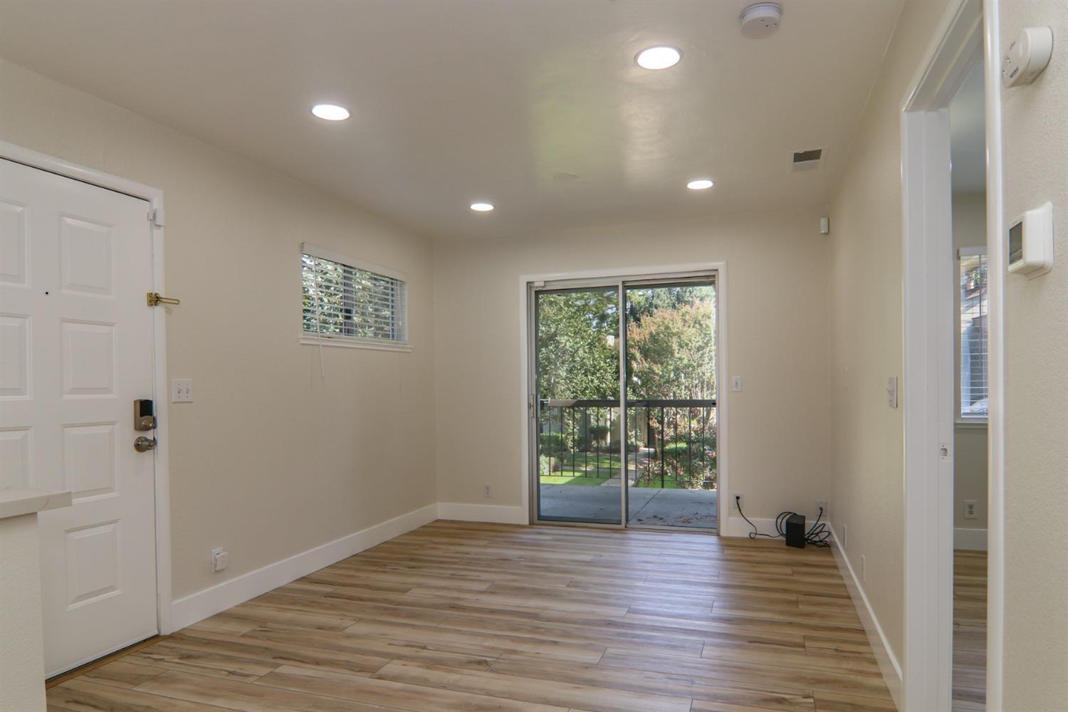 Detail Gallery Image 22 of 34 For 104 La Contera Ct #140,  Sacramento,  CA 95834 - 1 Beds | 1 Baths