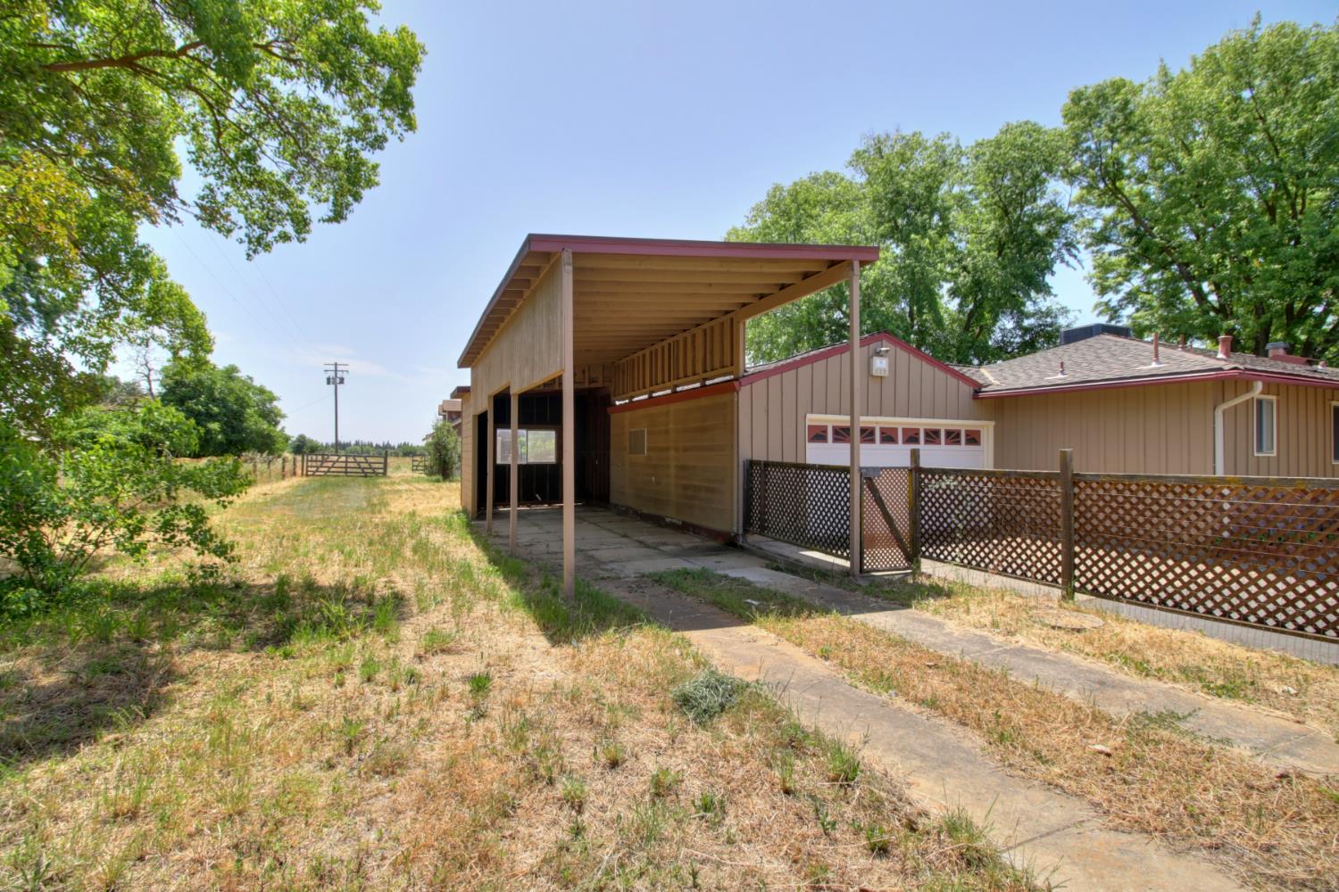 Detail Gallery Image 62 of 82 For 10376 Spiva Rd, Sacramento,  CA 95829 - 4 Beds | 2 Baths