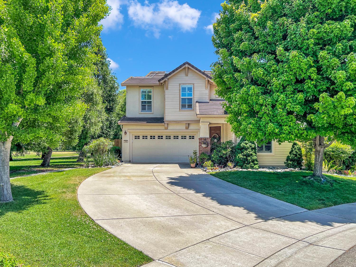 Detail Gallery Image 1 of 34 For 2459 Bear River Ct, West Sacramento,  CA 95691 - 4 Beds | 3 Baths