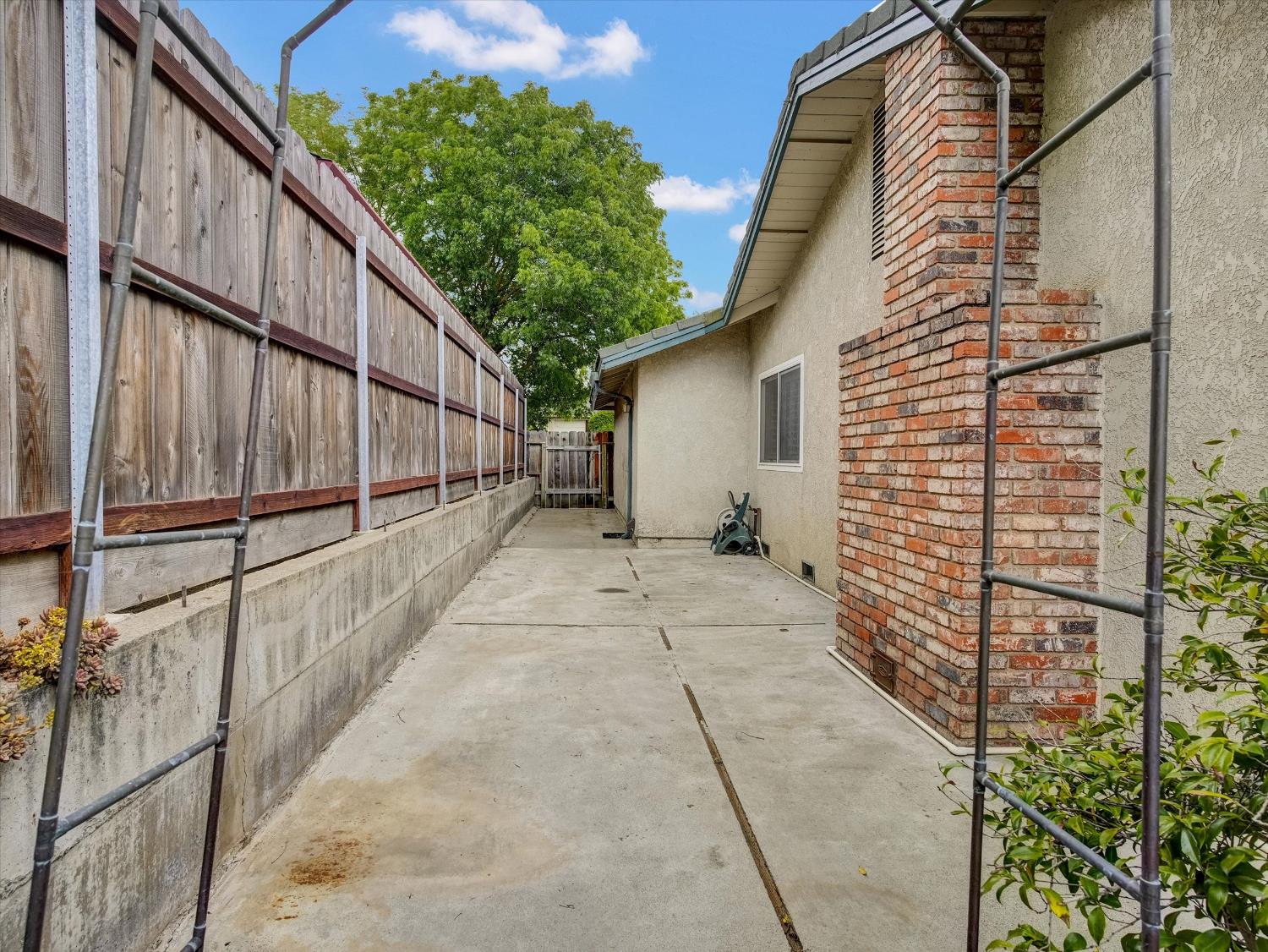 Detail Gallery Image 29 of 36 For 1270 E a St, Oakdale,  CA 95361 - 3 Beds | 2 Baths