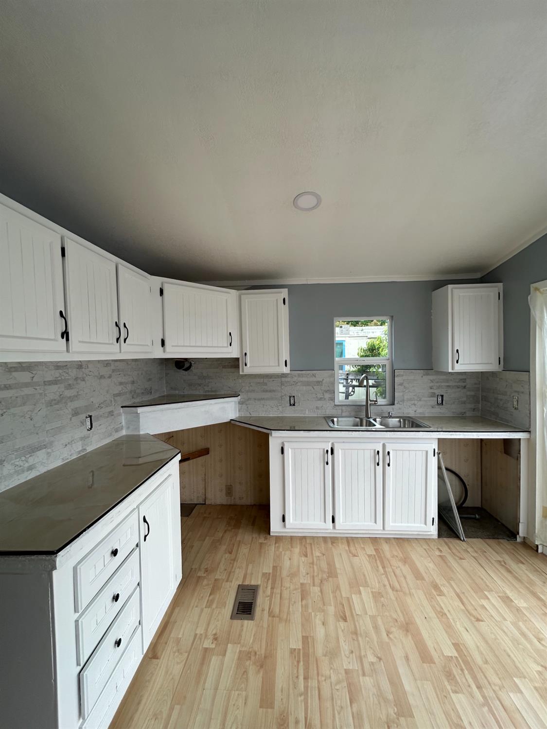 Detail Gallery Image 10 of 12 For 10005 10005 Ketcham Dr. 65, Sacramento,  CA 95827 - 2 Beds | 1 Baths