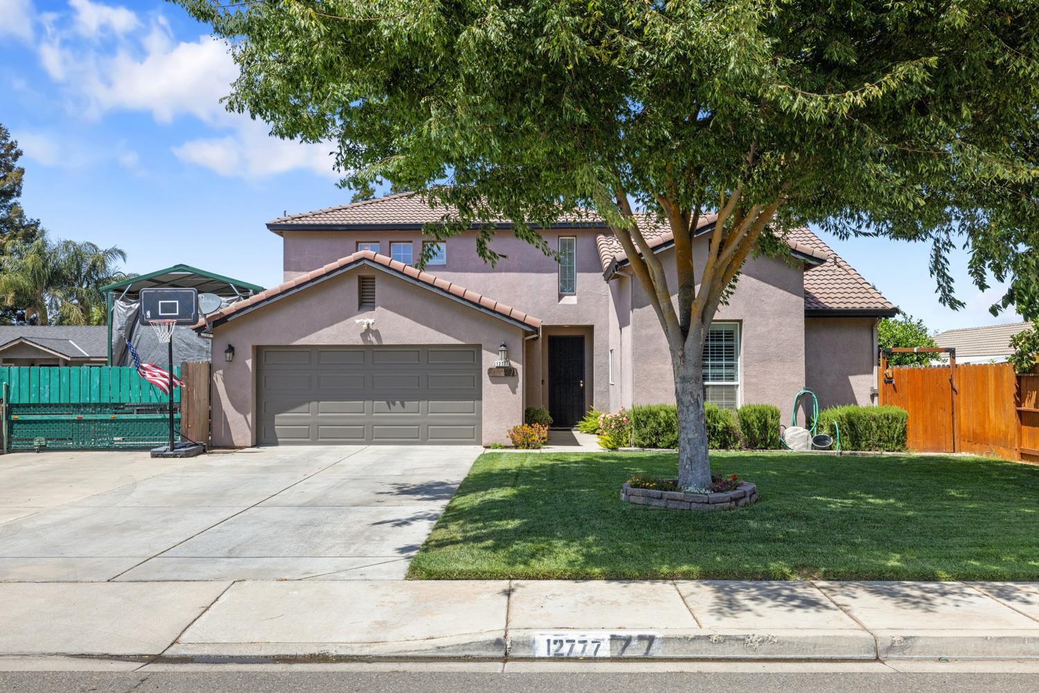 Detail Gallery Image 2 of 54 For 12777 Bonnie Brae, Waterford,  CA 95386 - 4 Beds | 3 Baths