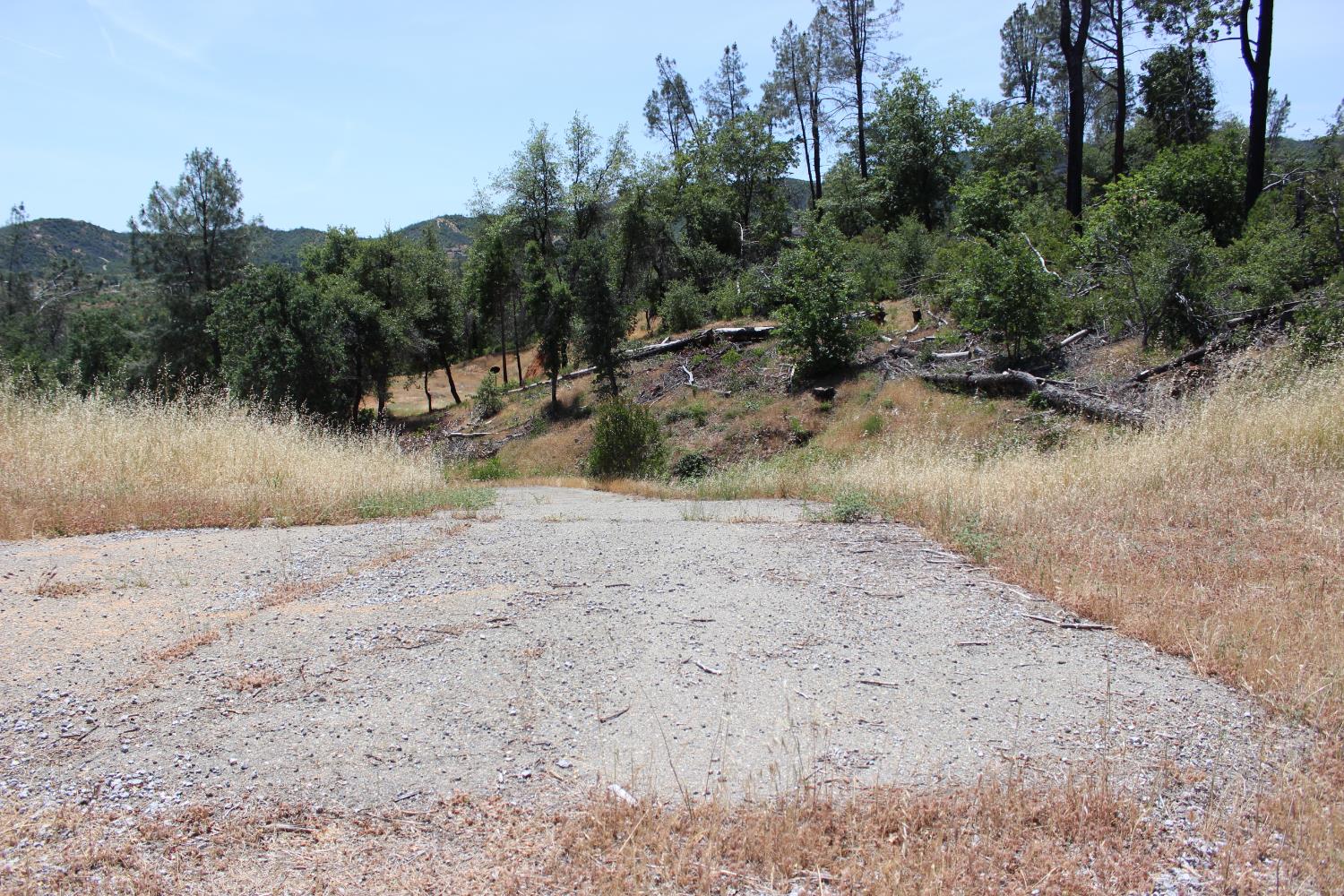 Carrousel Drive, Redding, California image 18