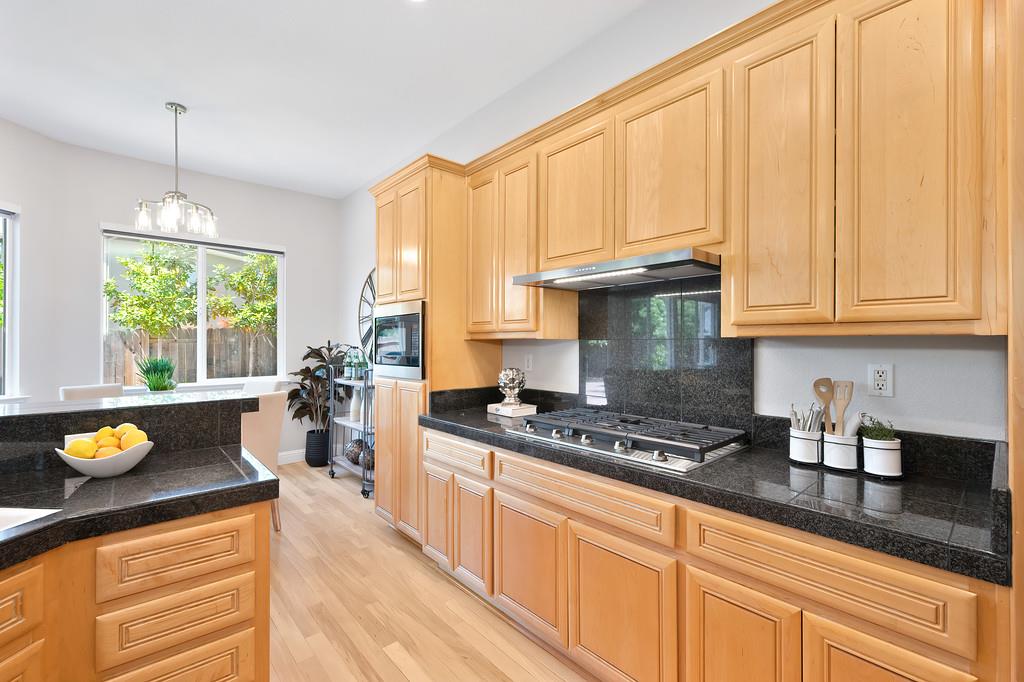 Detail Gallery Image 29 of 58 For 1881 Swinton Dr, Folsom,  CA 95630 - 3 Beds | 3 Baths