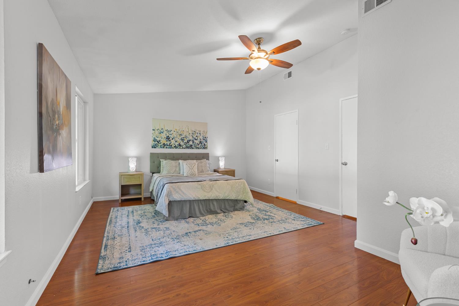 Photo #16: 225062559 Listing: Photo #16