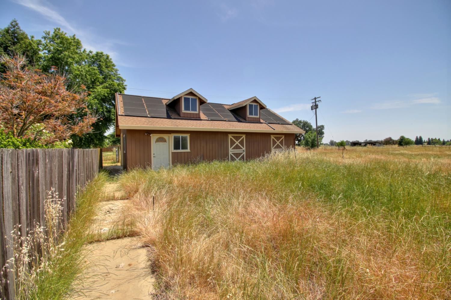 Detail Gallery Image 49 of 82 For 10376 Spiva Rd, Sacramento,  CA 95829 - 4 Beds | 2 Baths