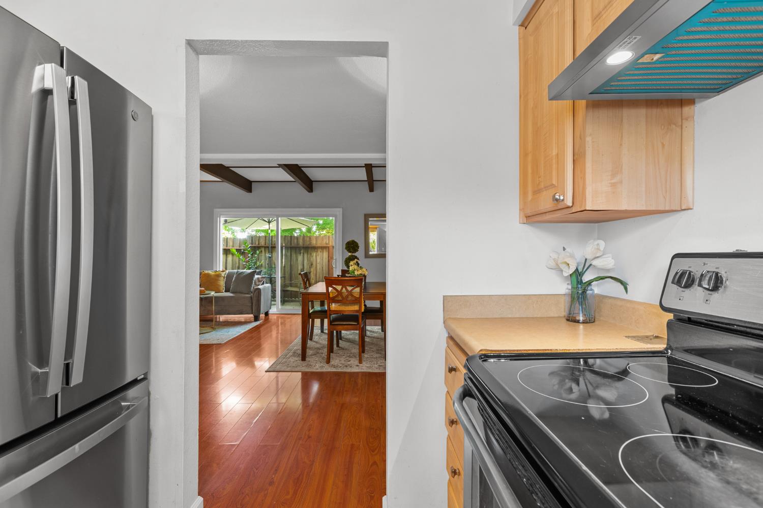 Photo #10: 225062559 Listing: Photo #10