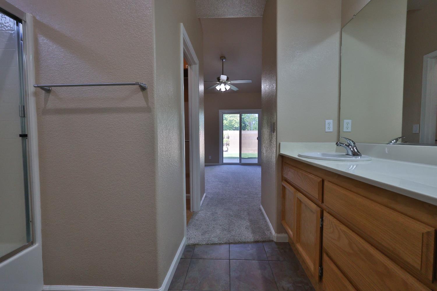 Detail Gallery Image 23 of 48 For 1575 Larkflower Way, Lincoln,  CA 95648 - 3 Beds | 2 Baths