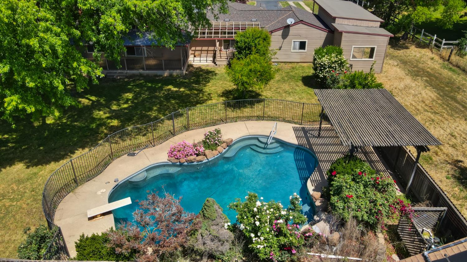 Detail Gallery Image 77 of 82 For 10376 Spiva Rd, Sacramento,  CA 95829 - 4 Beds | 2 Baths