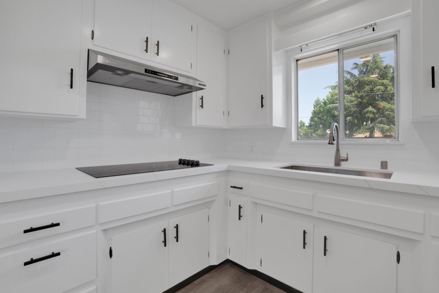 Detail Gallery Image 9 of 42 For 1412 E Glenwood Ave, Turlock,  CA 95380 - 2 Beds | 1/1 Baths