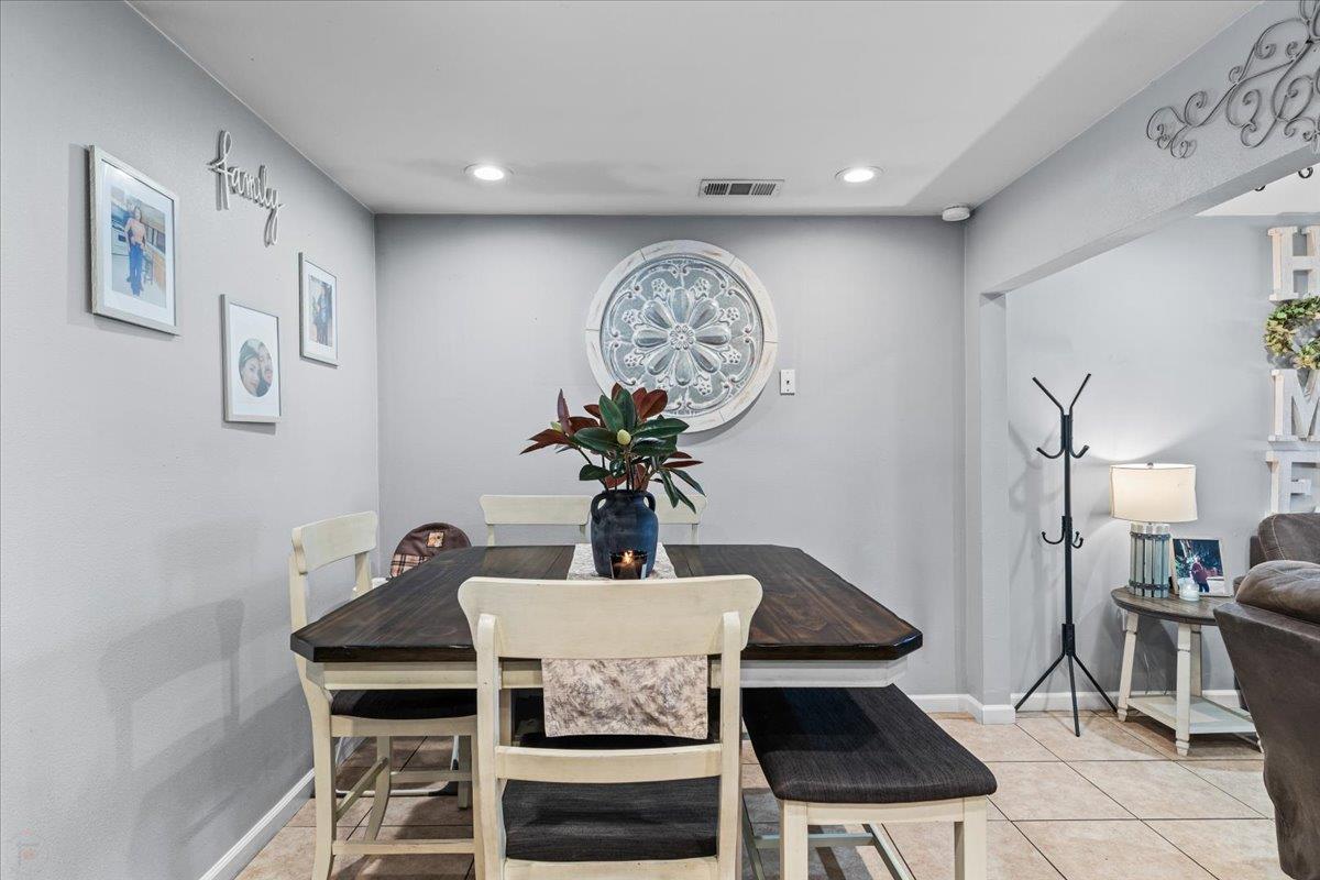 Detail Gallery Image 14 of 48 For 3824 Sierra St, Riverbank,  CA 95367 - 4 Beds | 2 Baths