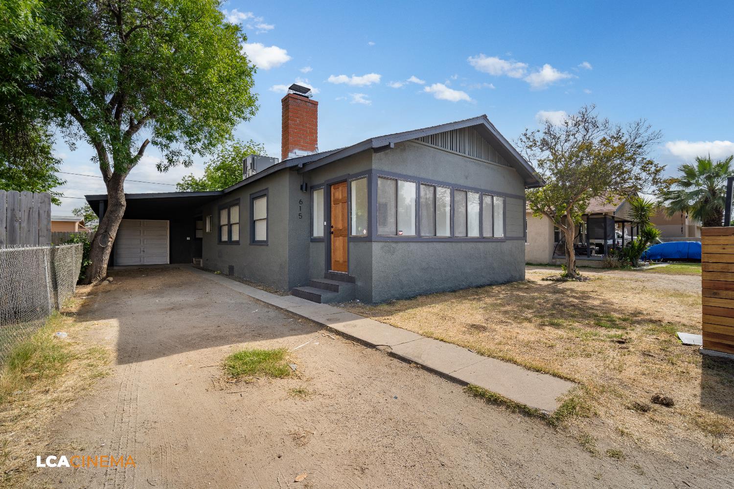 Detail Gallery Image 3 of 35 For 615 Decatur St, Bakersfield,  CA 93308 - 4 Beds | 2 Baths