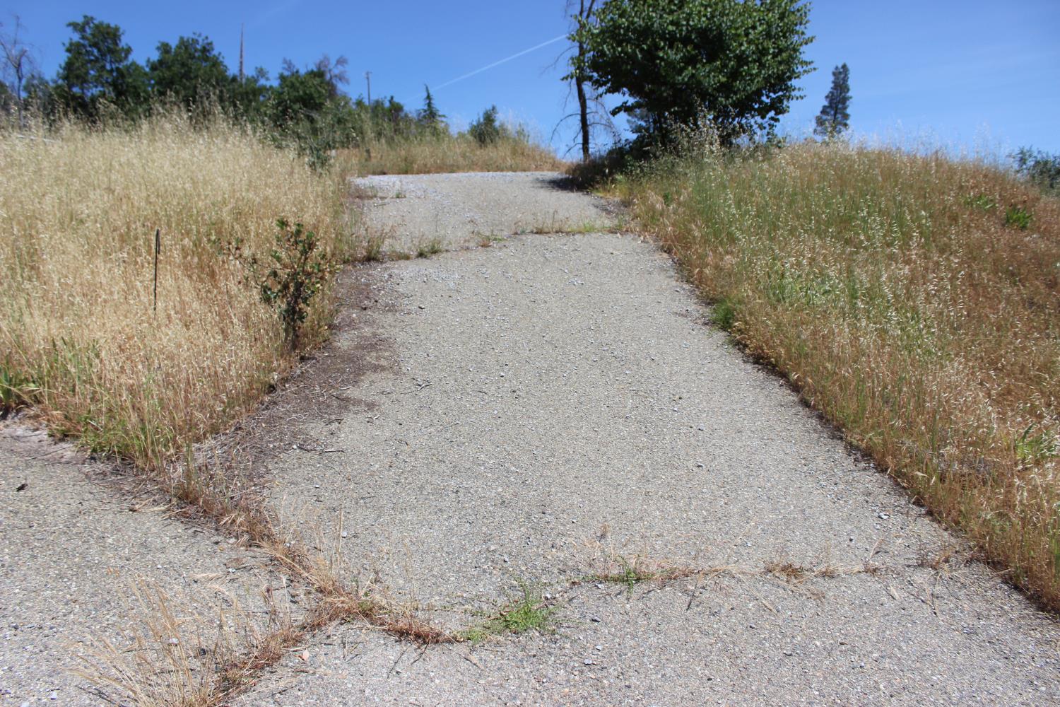 Carrousel Drive, Redding, California image 19