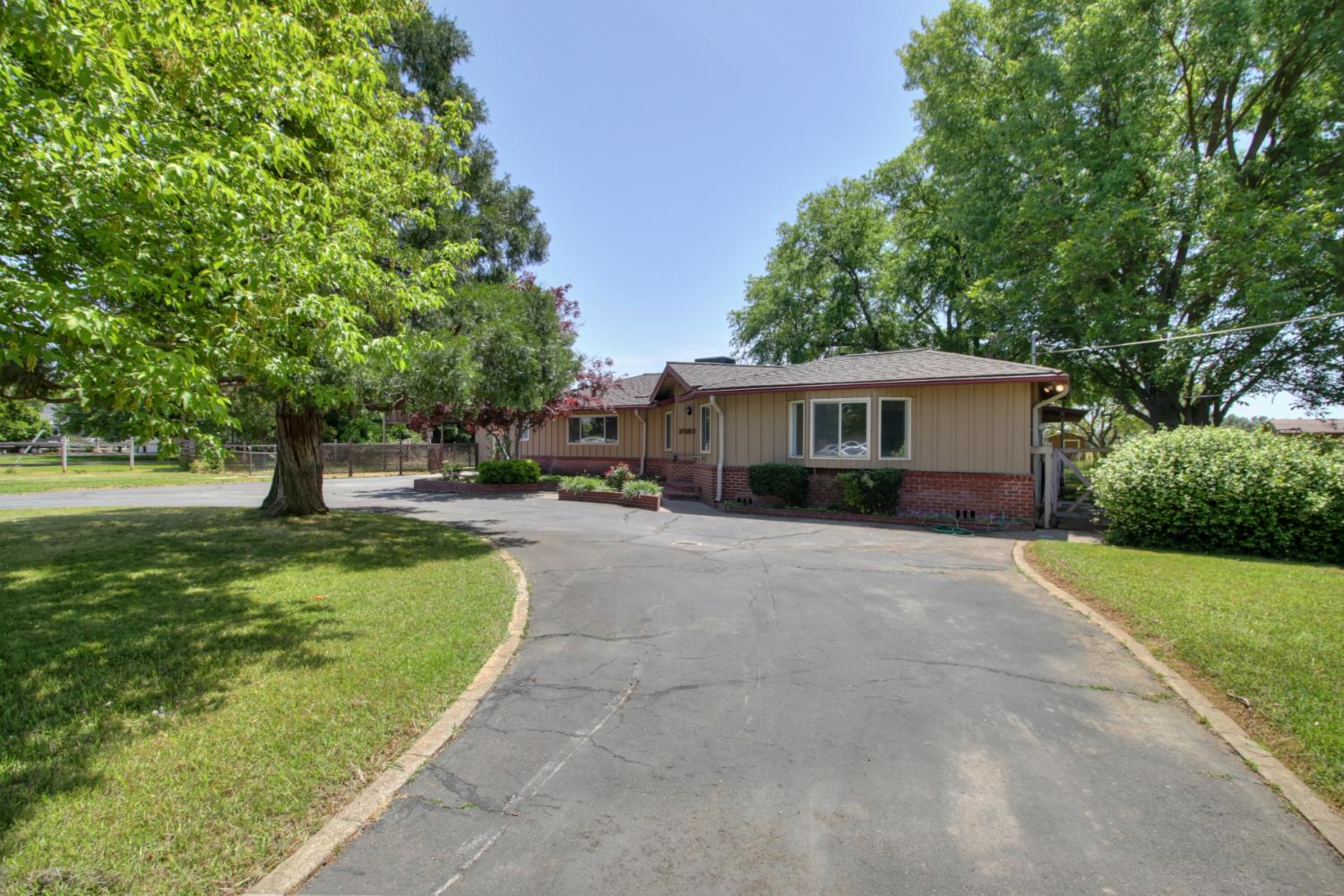 Detail Gallery Image 66 of 82 For 10376 Spiva Rd, Sacramento,  CA 95829 - 4 Beds | 2 Baths