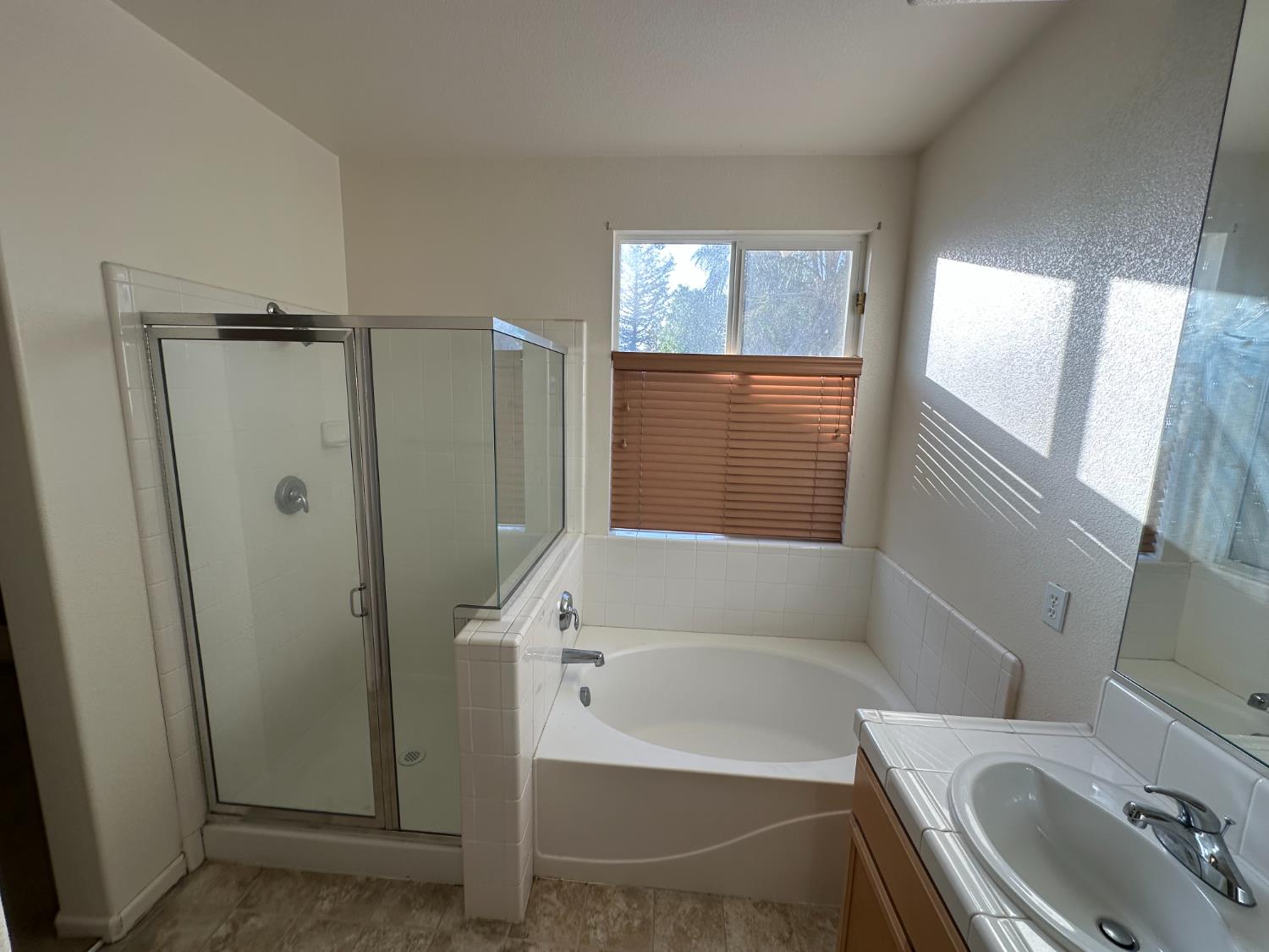 Maidencane Way, Los Banos, California image 21