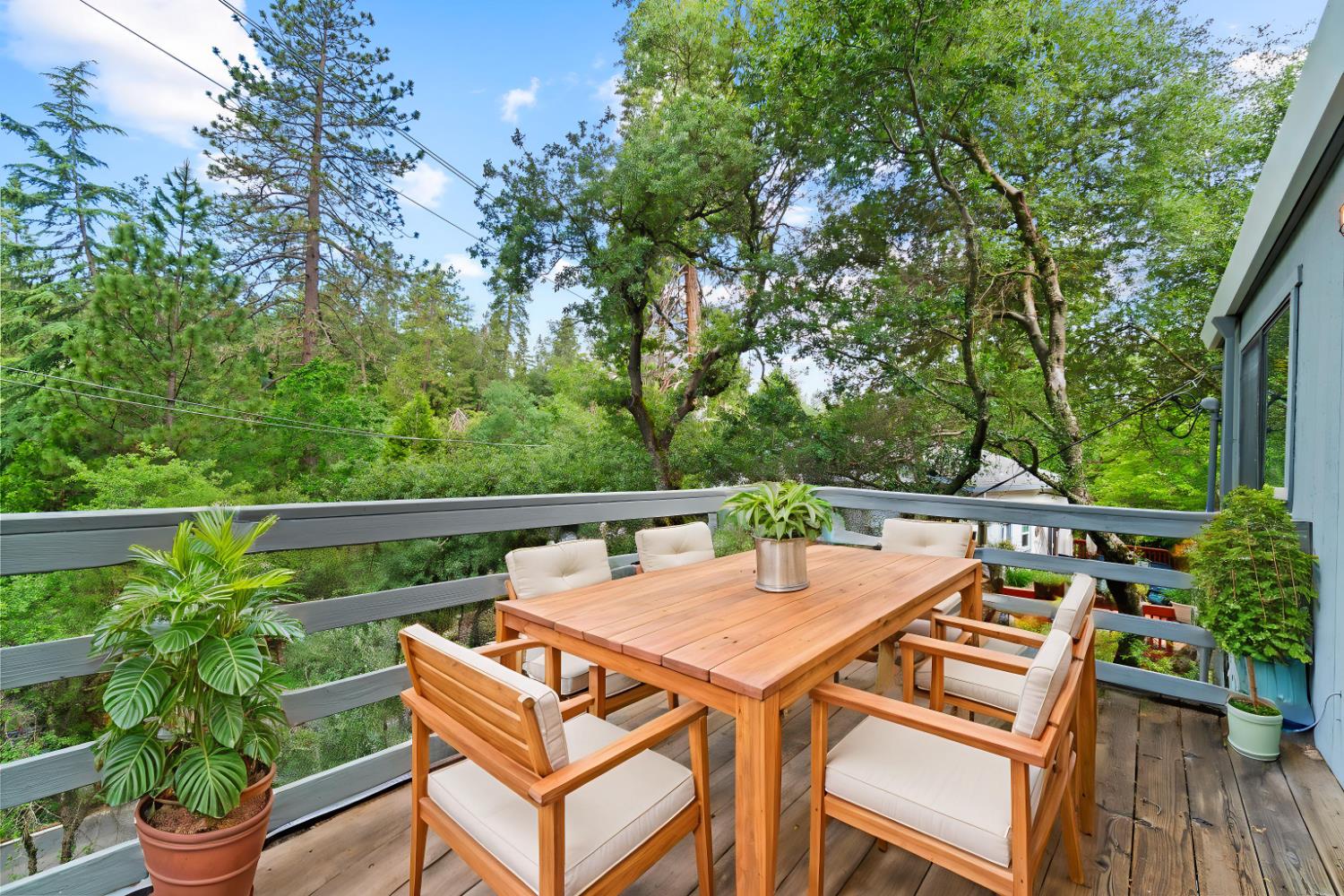 Detail Gallery Image 8 of 41 For 3233 Oriole Way, Placerville,  CA 95667 - 3 Beds | 2 Baths