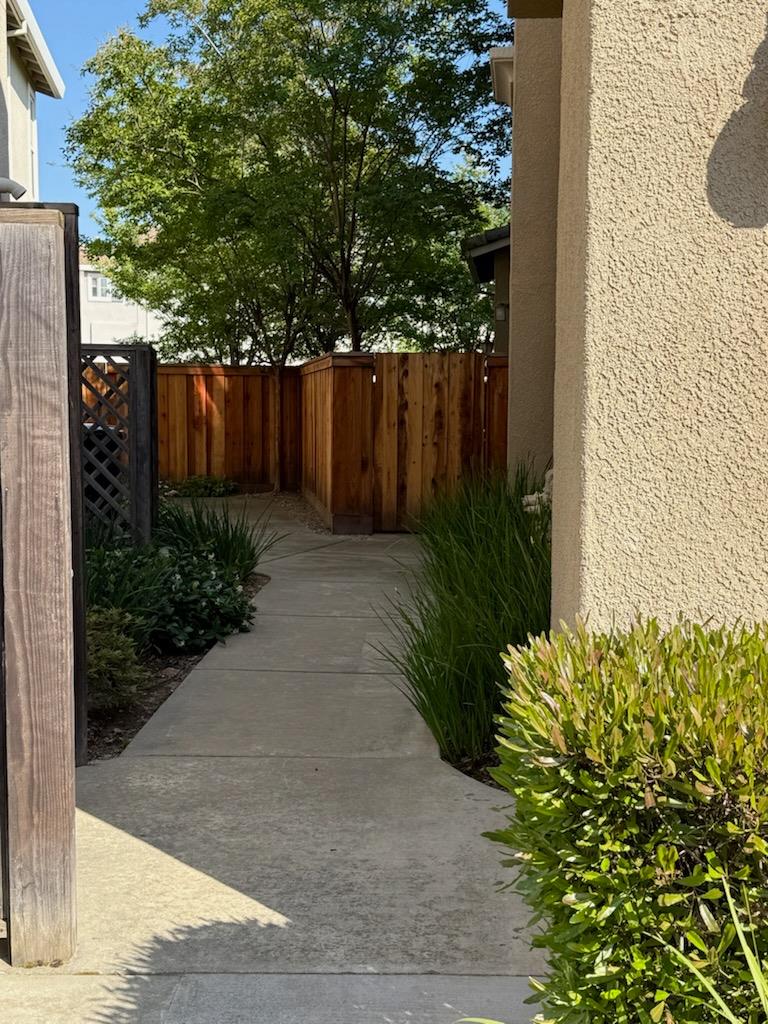 Detail Gallery Image 2 of 66 For 1270 Incline Dr #3,  Lincoln,  CA 95648 - 3 Beds | 2/1 Baths